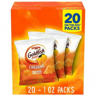 Goldfish Cheddar Cheese Crackers, Baked Snack Crackers, 1 oz on-The-Go Snack Packs, 20 Count Box