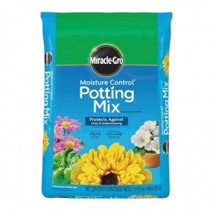 Miracle-Gro Moisture Control Potting Mix, 1 cu. ft., Feeds up to 6 Months