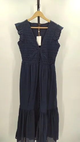Quince Organic Textured Cotton Smocked V-Neck Midi Dress Navy Basic Sleeved S