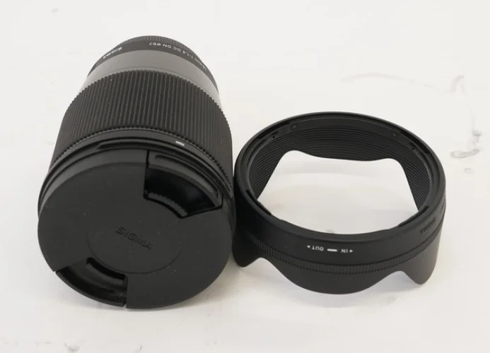 Sigma 16mm f/1.4 DC DN Contemporary Lens for Micro Four Thirds