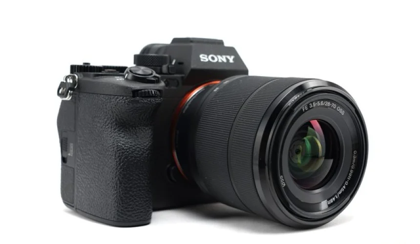 Sony Alpha A7 IV Full-frame Mirrorless Digital Camera with 28-70mm Lens
