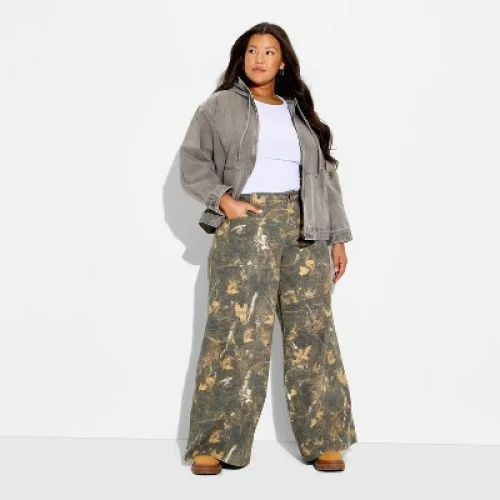 Women's Wide Leg Utility Pants - Wild Fable&trade; Camo XXL
