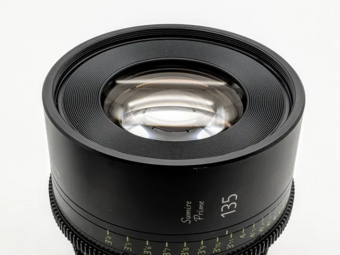 Canon Sumire Prime CN-E135mm T2.2 FP X Cinema Lens (PL Mount)