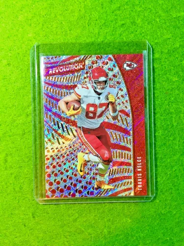 Travis Kelce SILVER PRIZM RAPTURE CARD CHIEFS SP 2021 Revolution TRAVIS KELCE sp