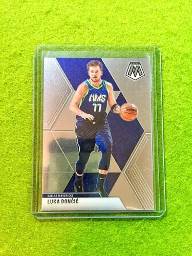 LUKA DONCIC MOSAIC SILVER CHROME CARD JERSEY #77 DALLAS MAVERICKS 2019-20 Panini