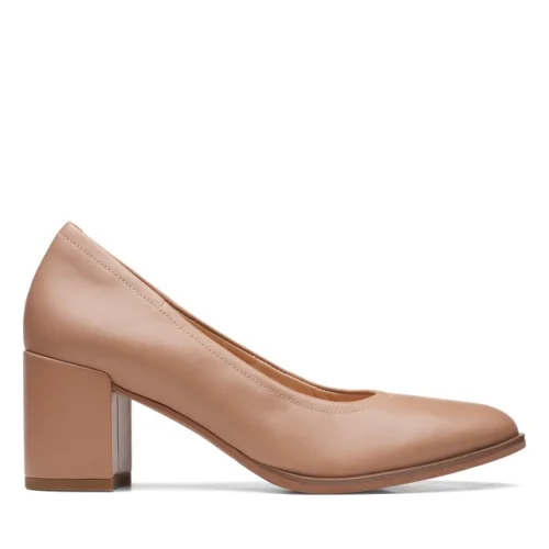 Clarks Womens Freva 55 Court Beige Leather Dress  Shoes