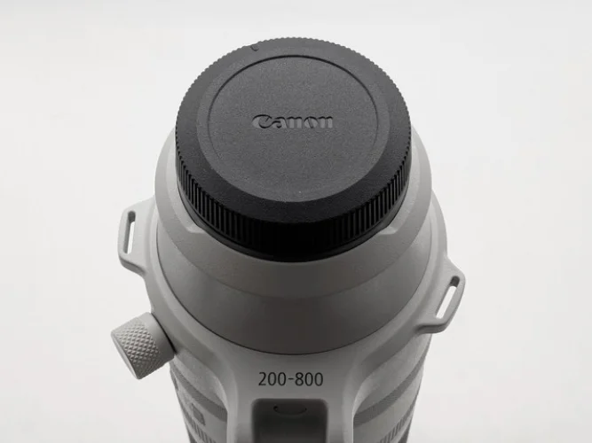 Canon RF 200-800mm f/6.3-9 IS USM Super Telephoto Zoom Lens 6263C002 - Open Box