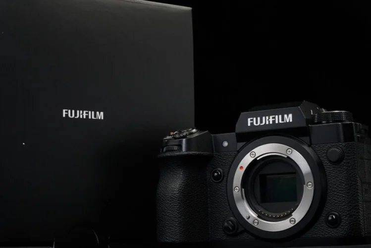 Fujifilm X-H2 Mirrorless Camera Black Shutter Count 2429 US Duty Paid #10328