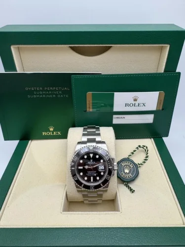 Rolex Submariner Date 40mm 116610LN Black Ceramic Bezel Dial Box & Papers