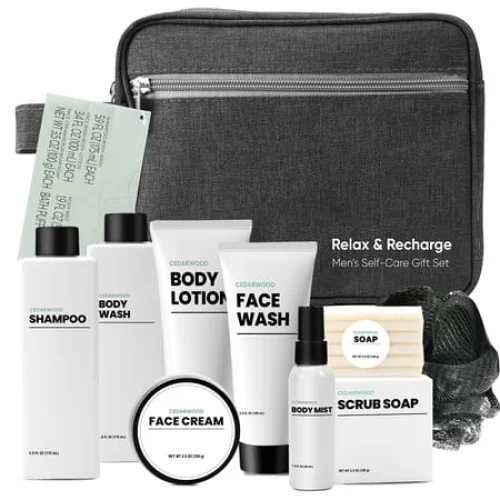 Body & Earth Spa Gift Baskets for Men, Cedar Scented Bath Set for Him, Birthday Men's Gifts with Travel Toiletry Bag