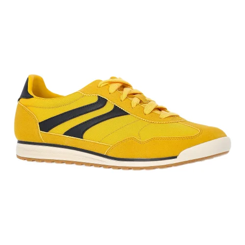 No Boundaries Women's Retro Lace-Up Sneakers with Lightweight Nylon Upper and Slim Profile Design