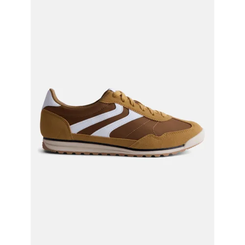 No Boundaries Women's Faux Leather and Suede Retro Inspired Lace Up Sneakers