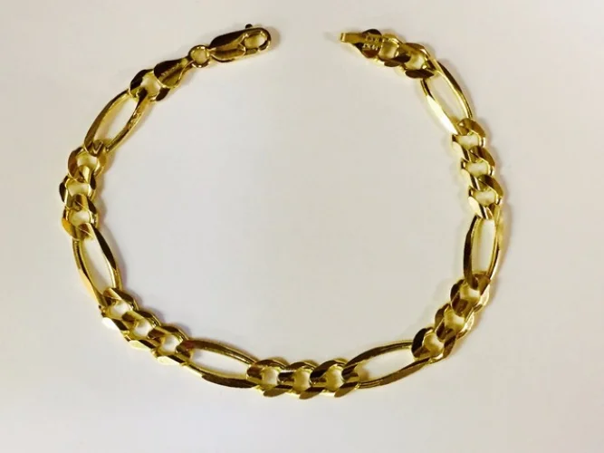 14k Yellow Gold Mens Solid Figaro Curb Link Chain Bracelet 8.5 Inch 6MM Width 9.3 Grams Weight