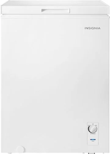 Insignia 5.1 Cu. Ft. Manual Defrost Garage-Ready Chest Freezer in White